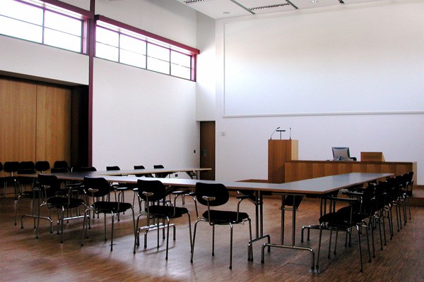 konferenzraum_adlershof_1_gross.jpg